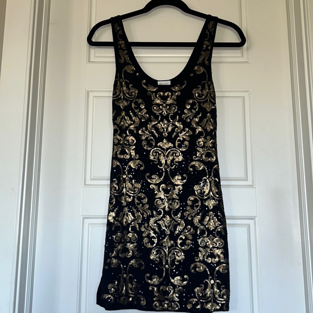(3 for $30) Gold Sequin Bodycon Dress ⚜️🖤
